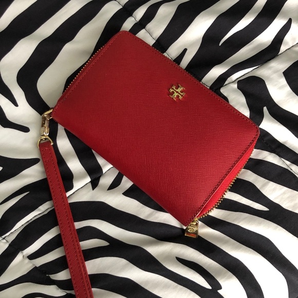 Tory Burch Handbags - Tory Burch wristlet